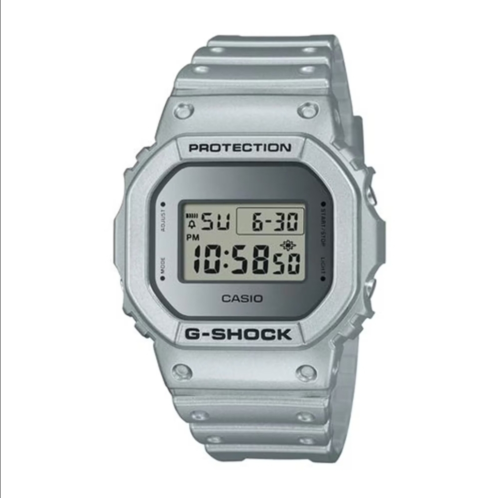 Casio G-Shock Forgotton Future Men's Metallic Watch, Unisex